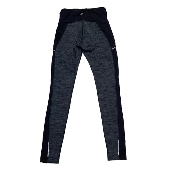 Athleta Colorblock Black and Grey Leggings Active Wear Size XS - Picture 3 of 5